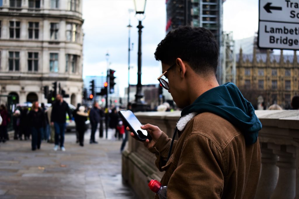 Prise en charge de la géolocalisation dans les formulaires de recherche Citadela Listing